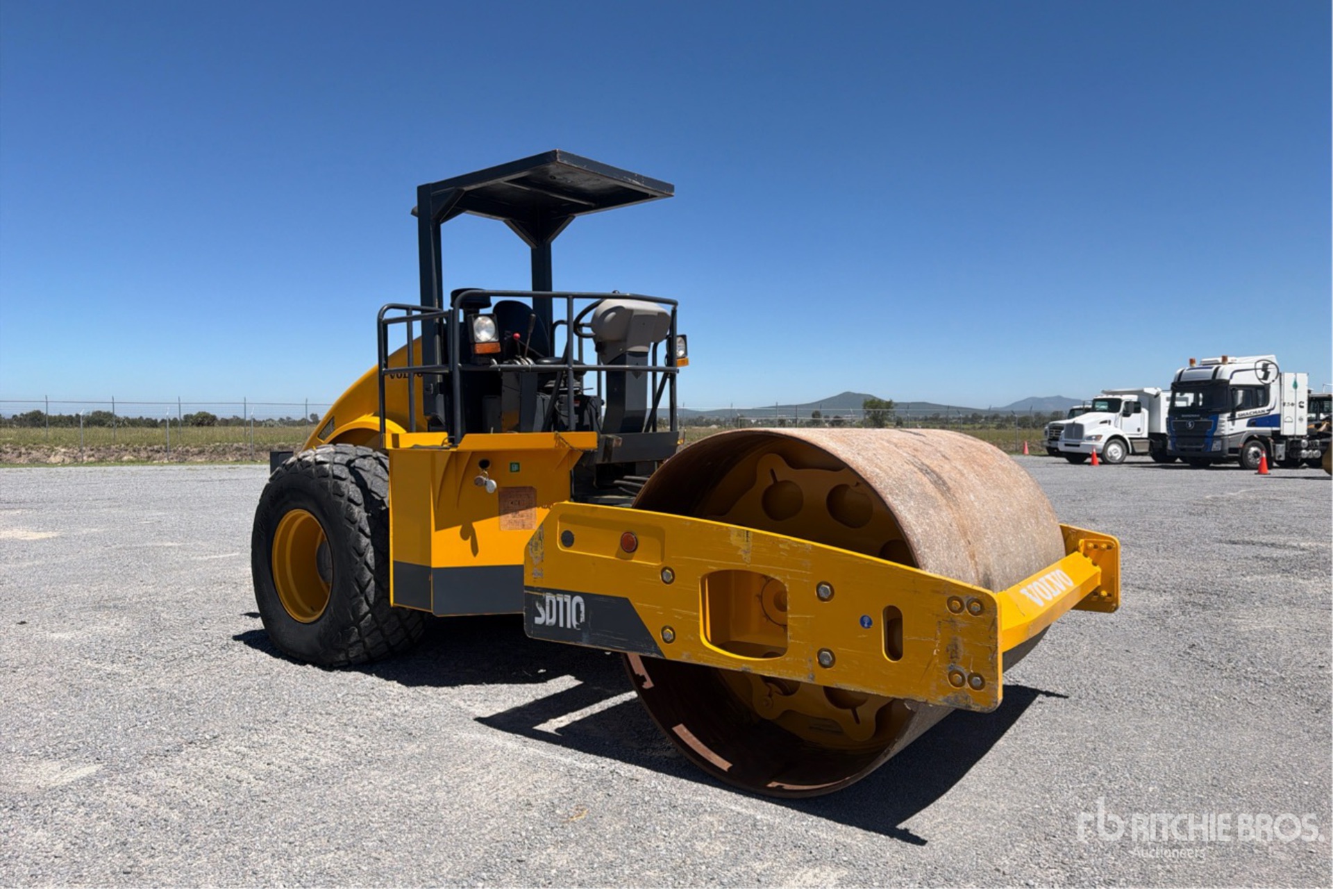 2013 Volvo SD110