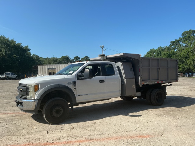 2017 Ford F-450 XL 4x2 Extended Cab Dump Truck
