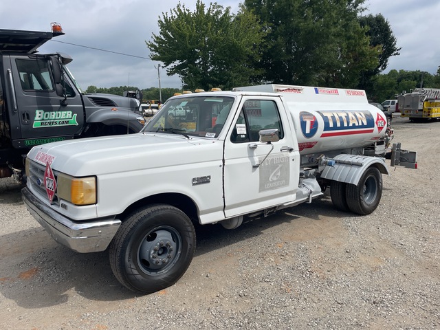1989 Ford F-350 750 gal 4x2 Fuel Truck