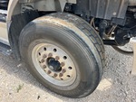Underbody with Right Steer Tire