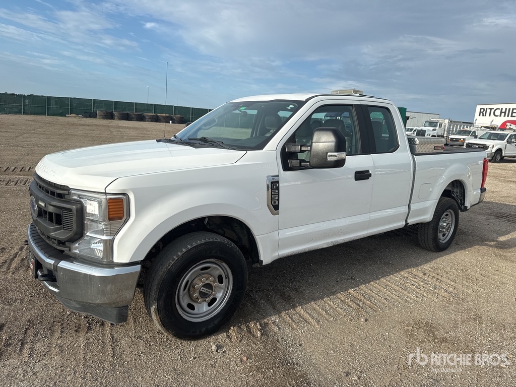 General Appearance with Featured Photo