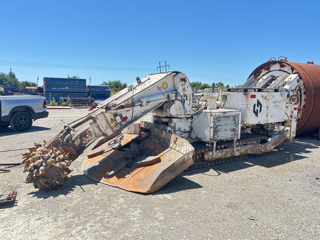 Antraquip AQM150-HR Electro-Hydraulic power system ranging from 205 to 264 kw. Roadheader