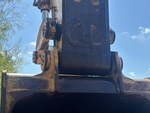 Chassis with Pins and Bushings Stick to Coupler