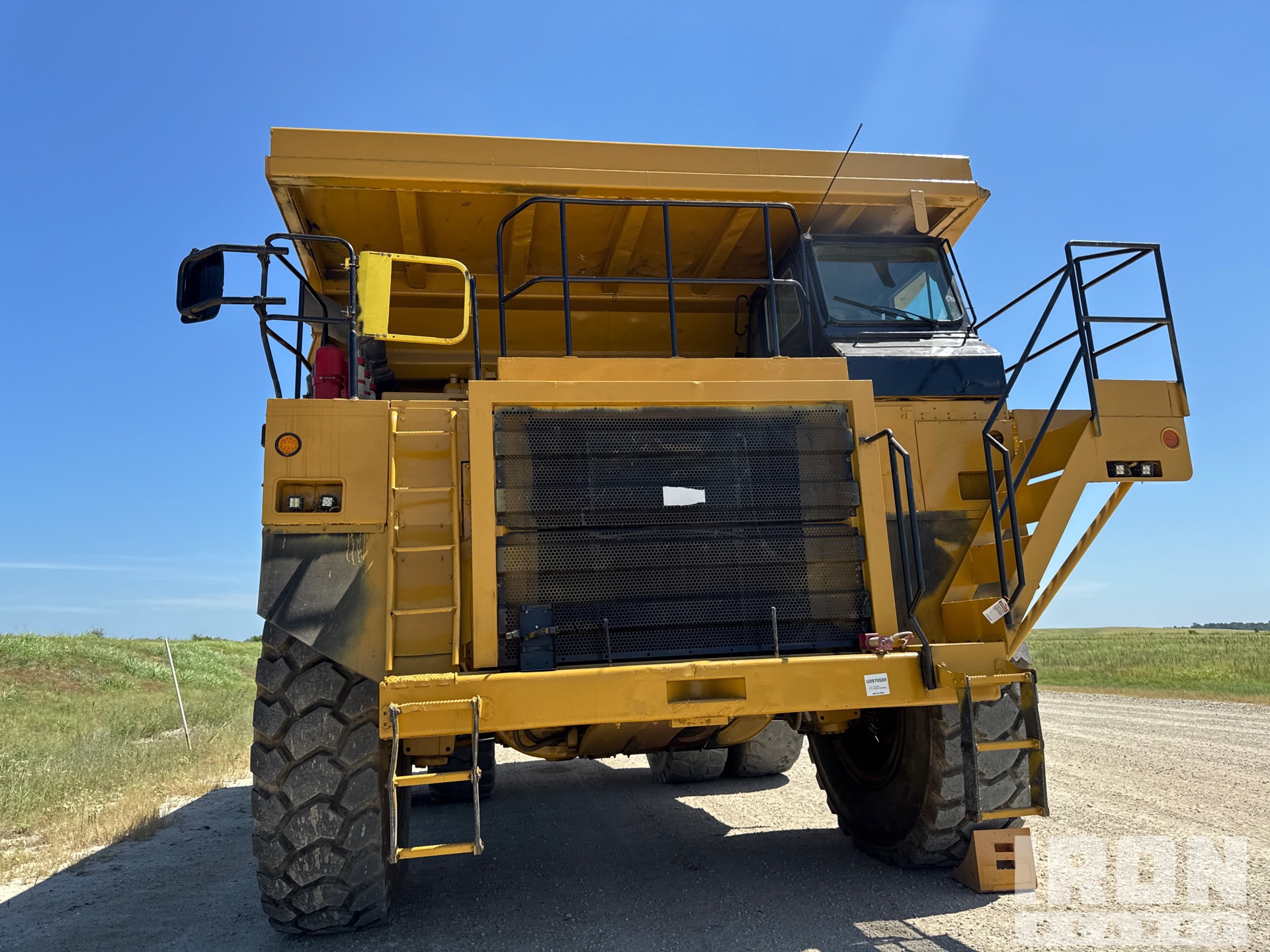 Photo of a 1988 Caterpillar 777B