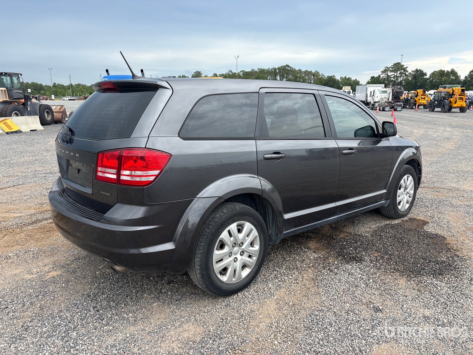 General Appearance with Picture, Right Rear Corner