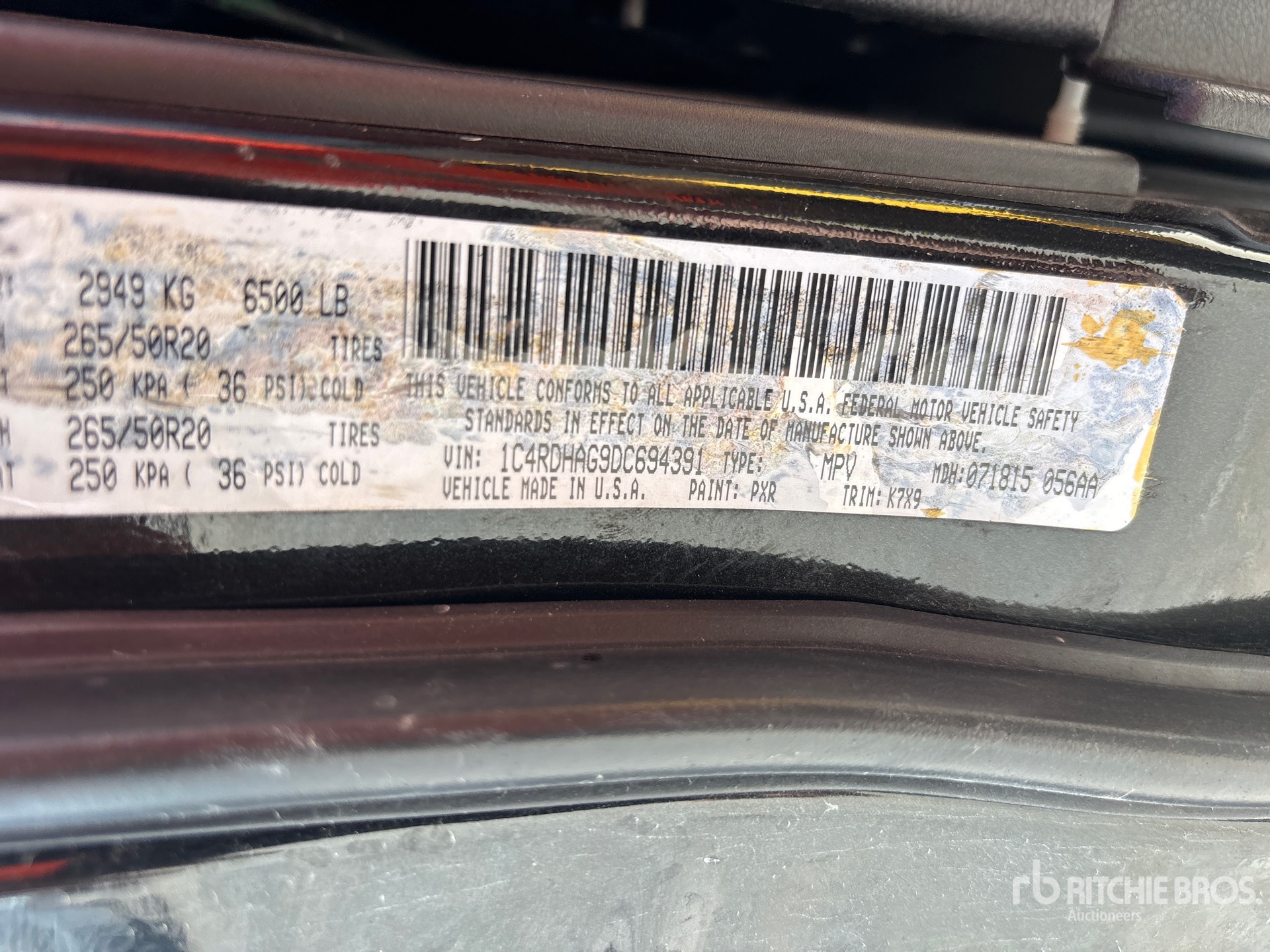 General Appearance with Serial Number / VIN