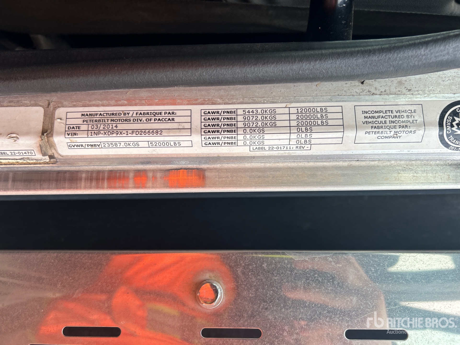 2015 Peterbilt 389
