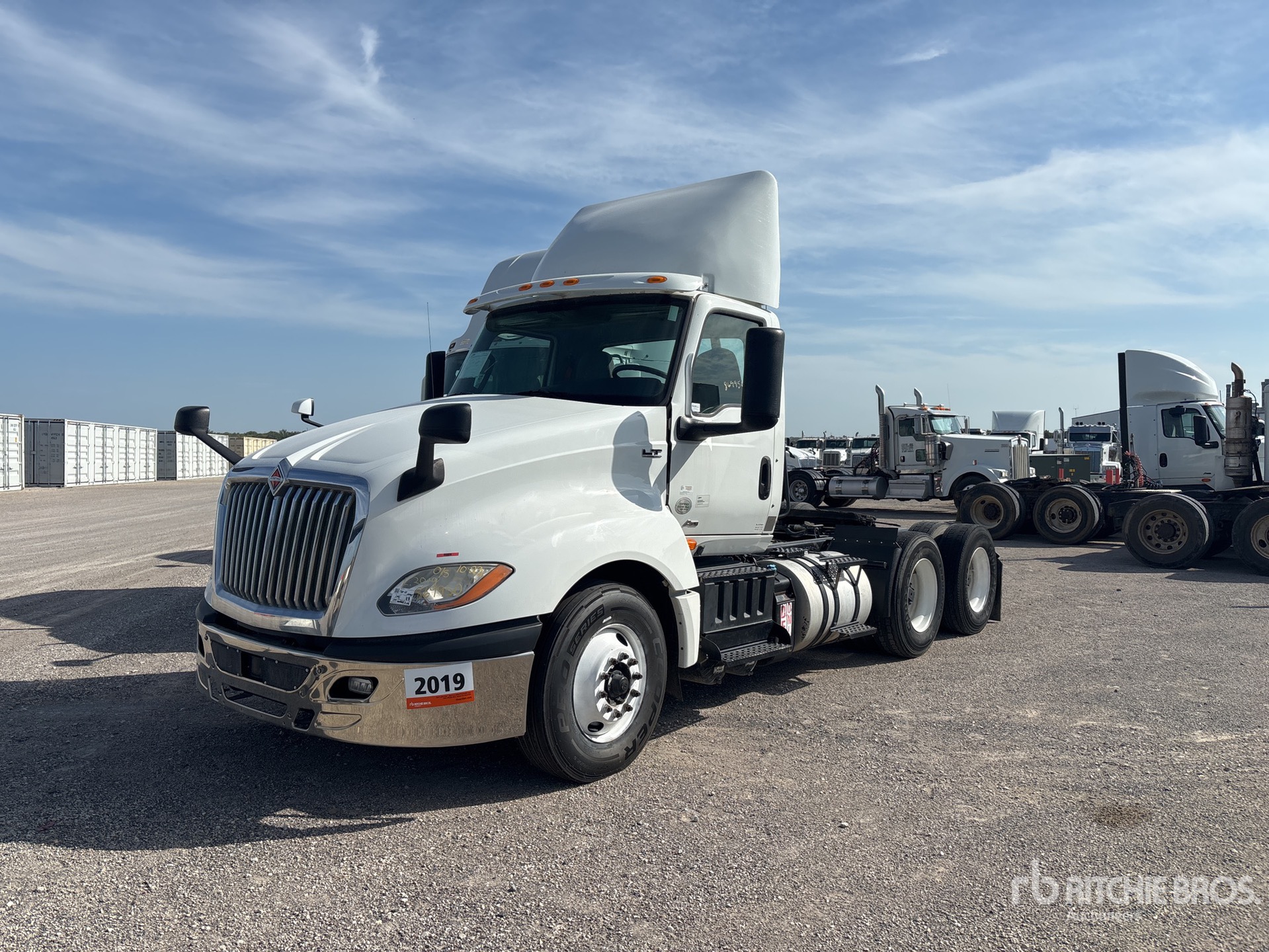 2019 International LT625
