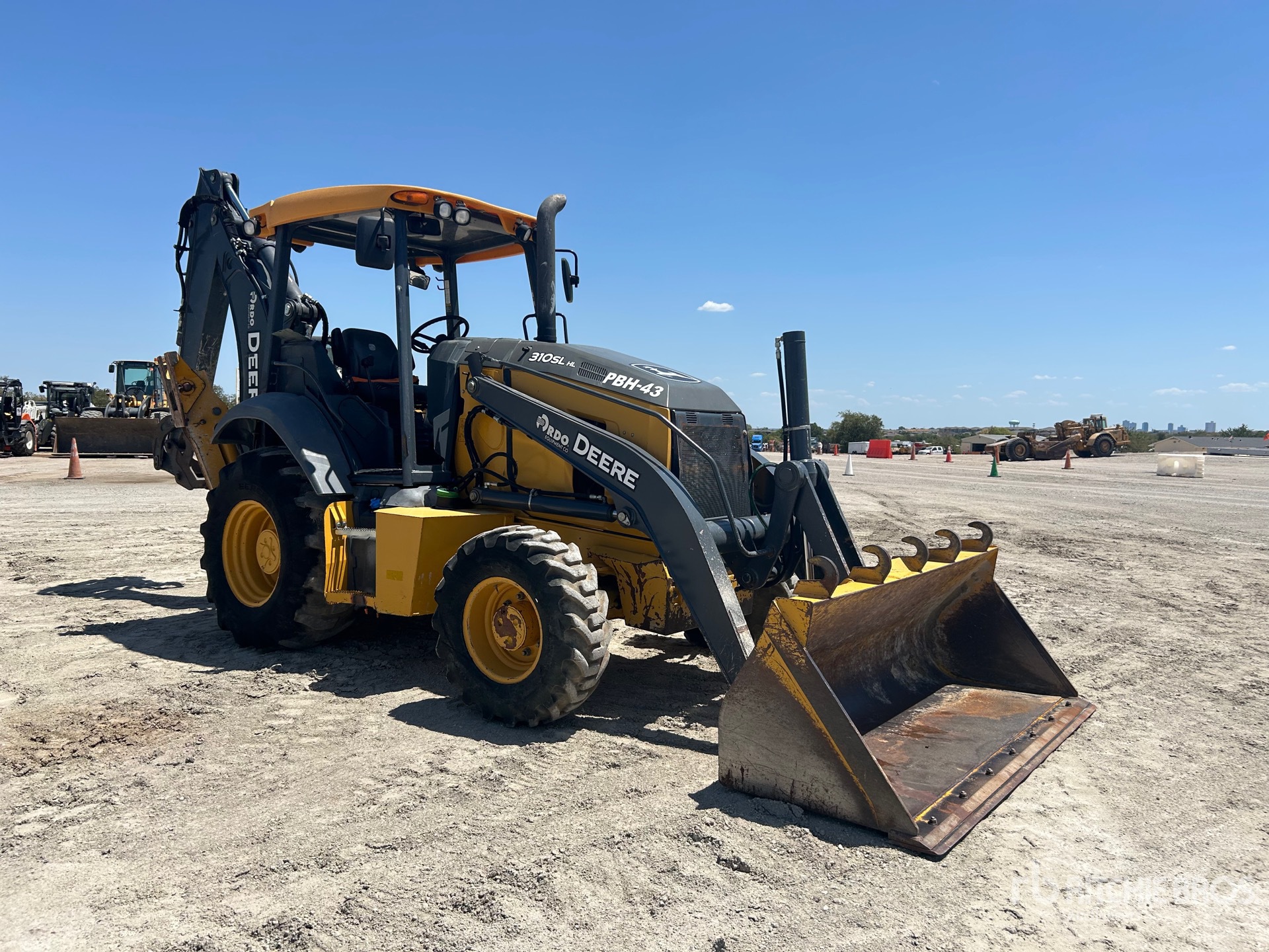 2022 John Deere 310