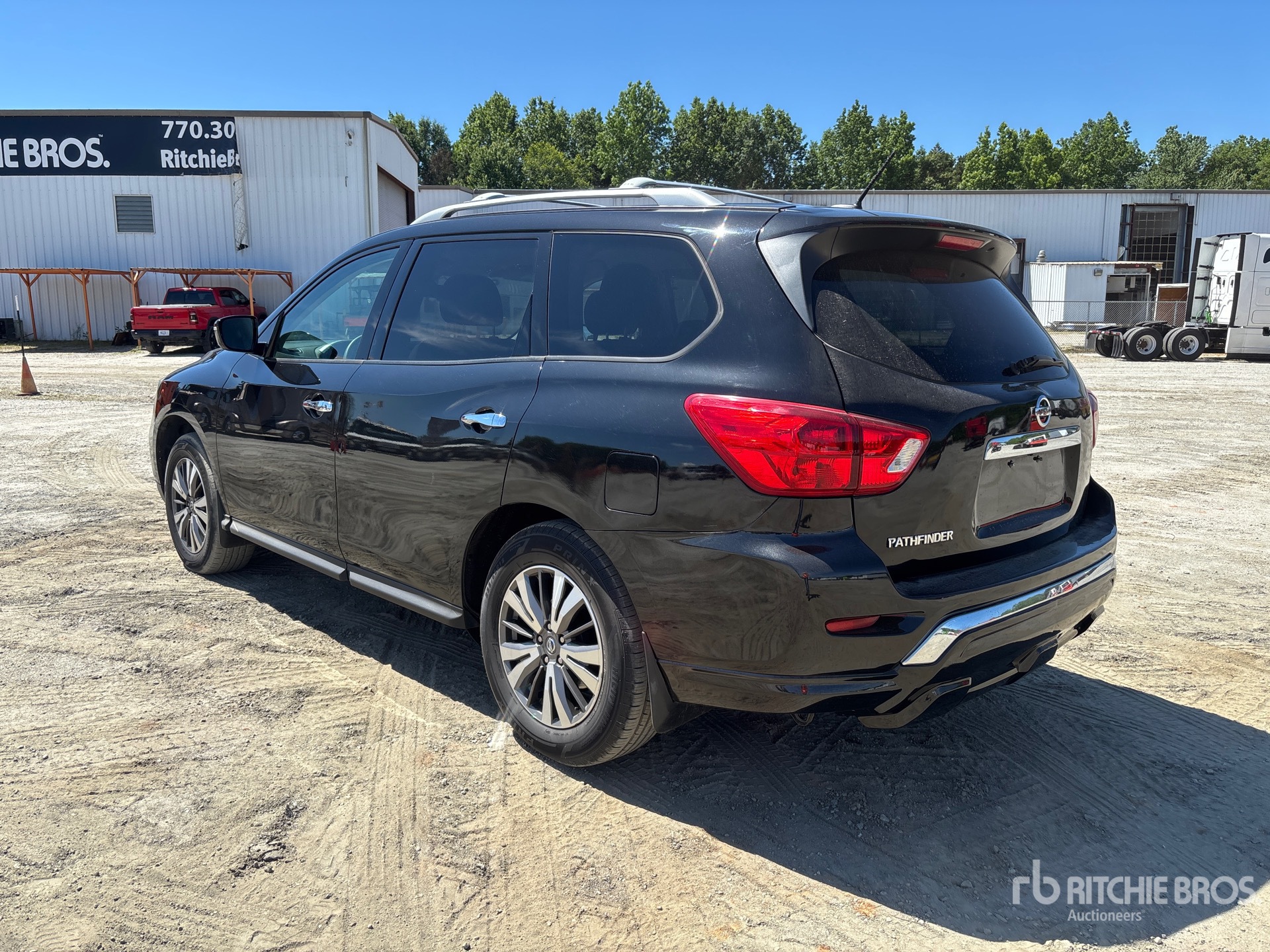 General Appearance with Picture, Left Rear Corner