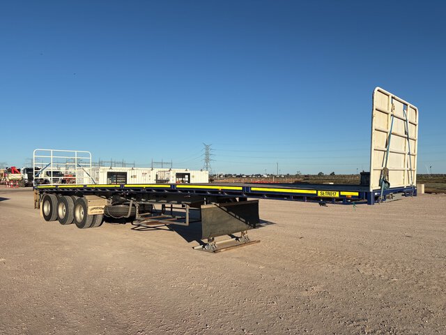 2021 Jamieson 13.6 m Tri/A Flatbed Trailer