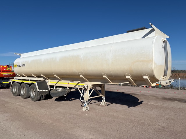 2023 AAA Trailers 30000 L Tri/A Water Tank Trailer 2023 AAA Trailers 30000 L Tri/A Water Tank Trailer