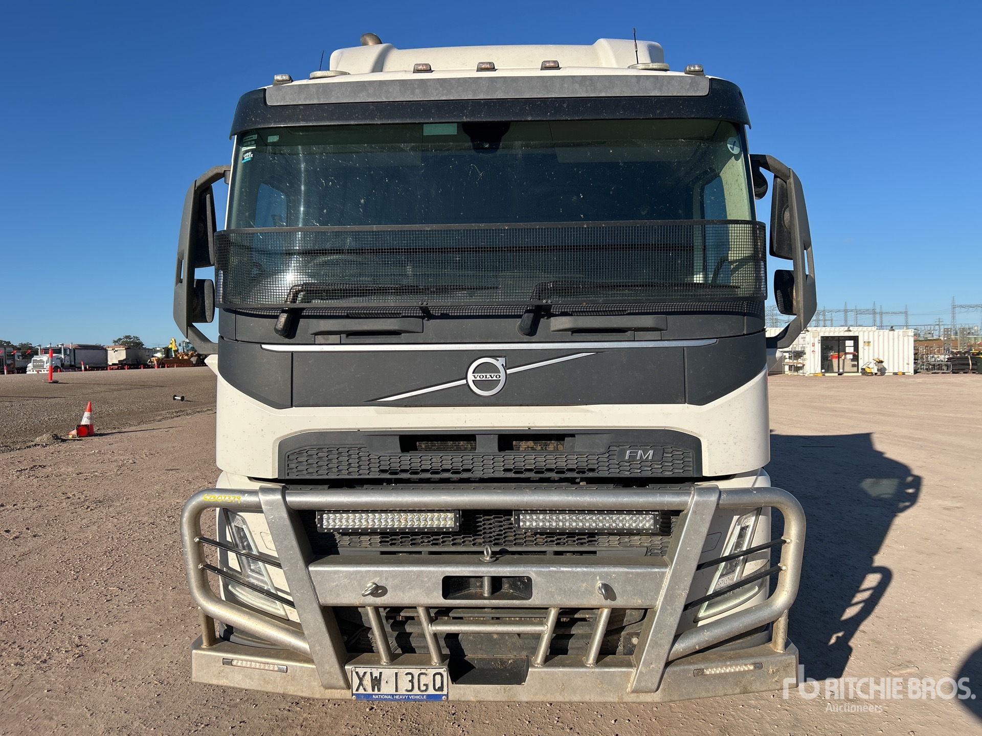 2022 Volvo FM13