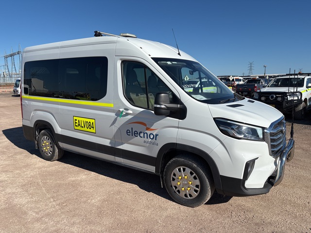 2023 LDV Deliver 7 4x2 10-Seat Mini Bus 2023 LDV Deliver 7 4x2 10-Seat Mini Bus