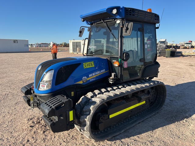 2022 New Holland TK4.100M Track Tractor 2022 New Holland TK4.100M Track Tractor
