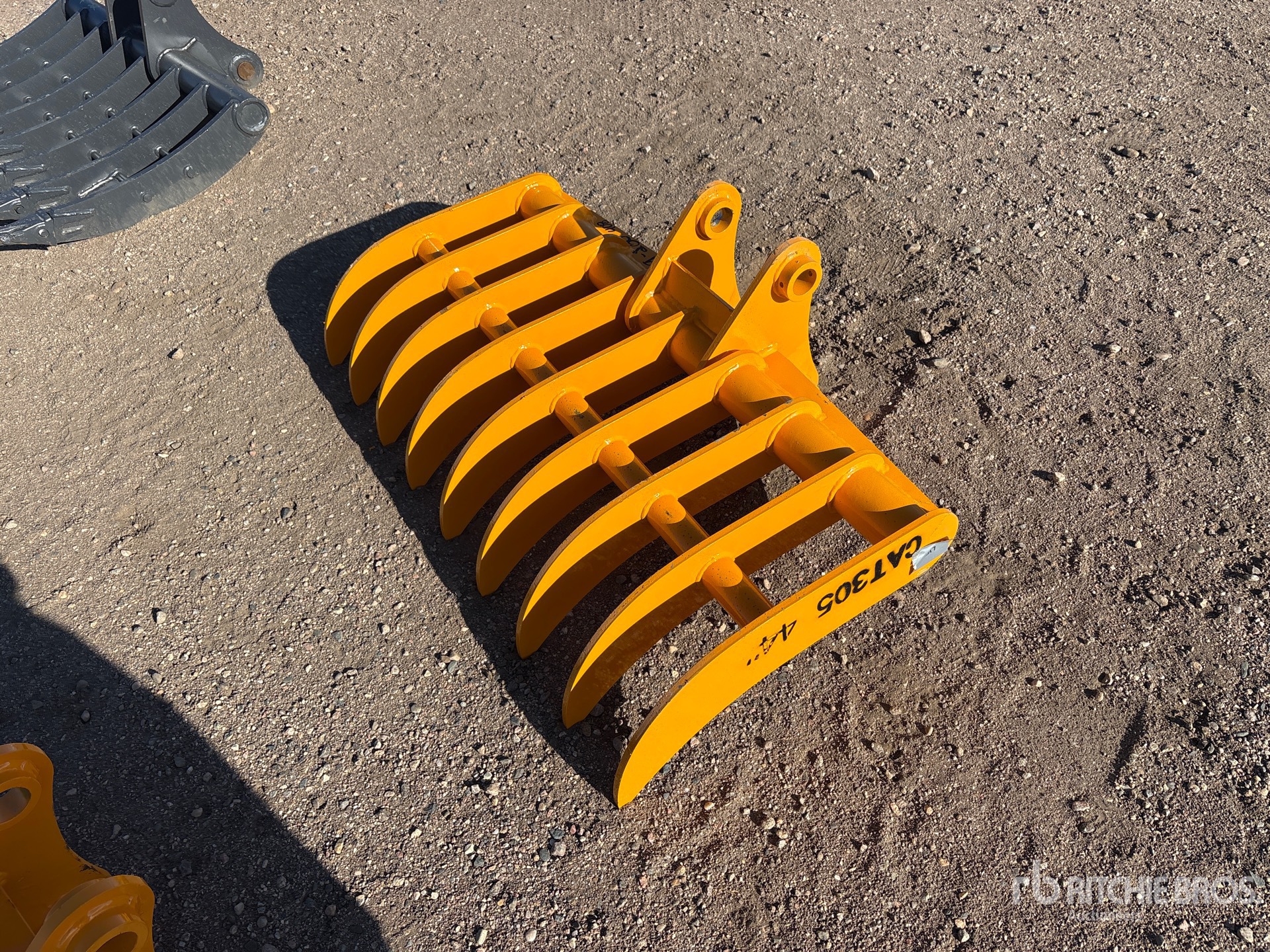 2026 GIYI 44 in - Fits Cat 305 (Unused)