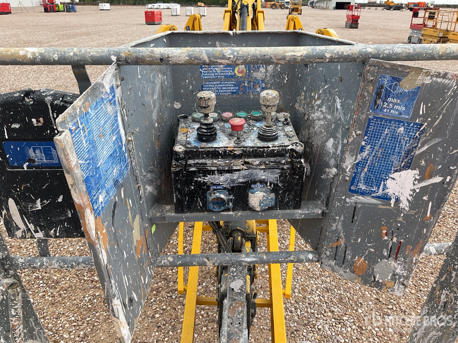 Control Station Upper with