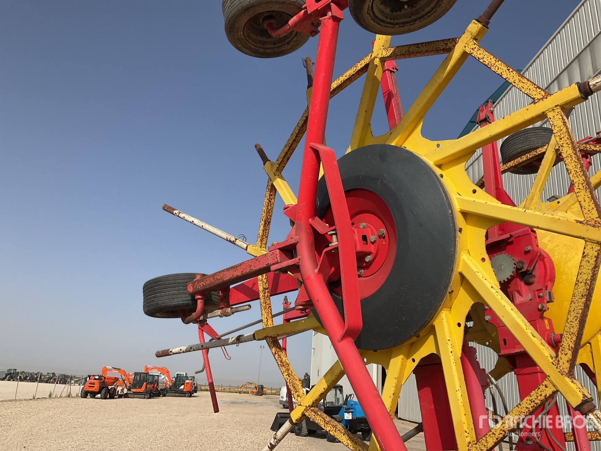 2013 Pottinger EUROTOP 881A
