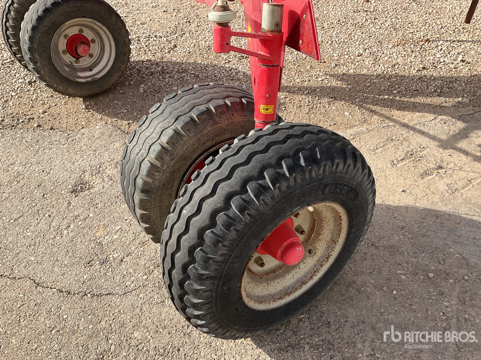 2013 Pottinger EUROTOP 881A