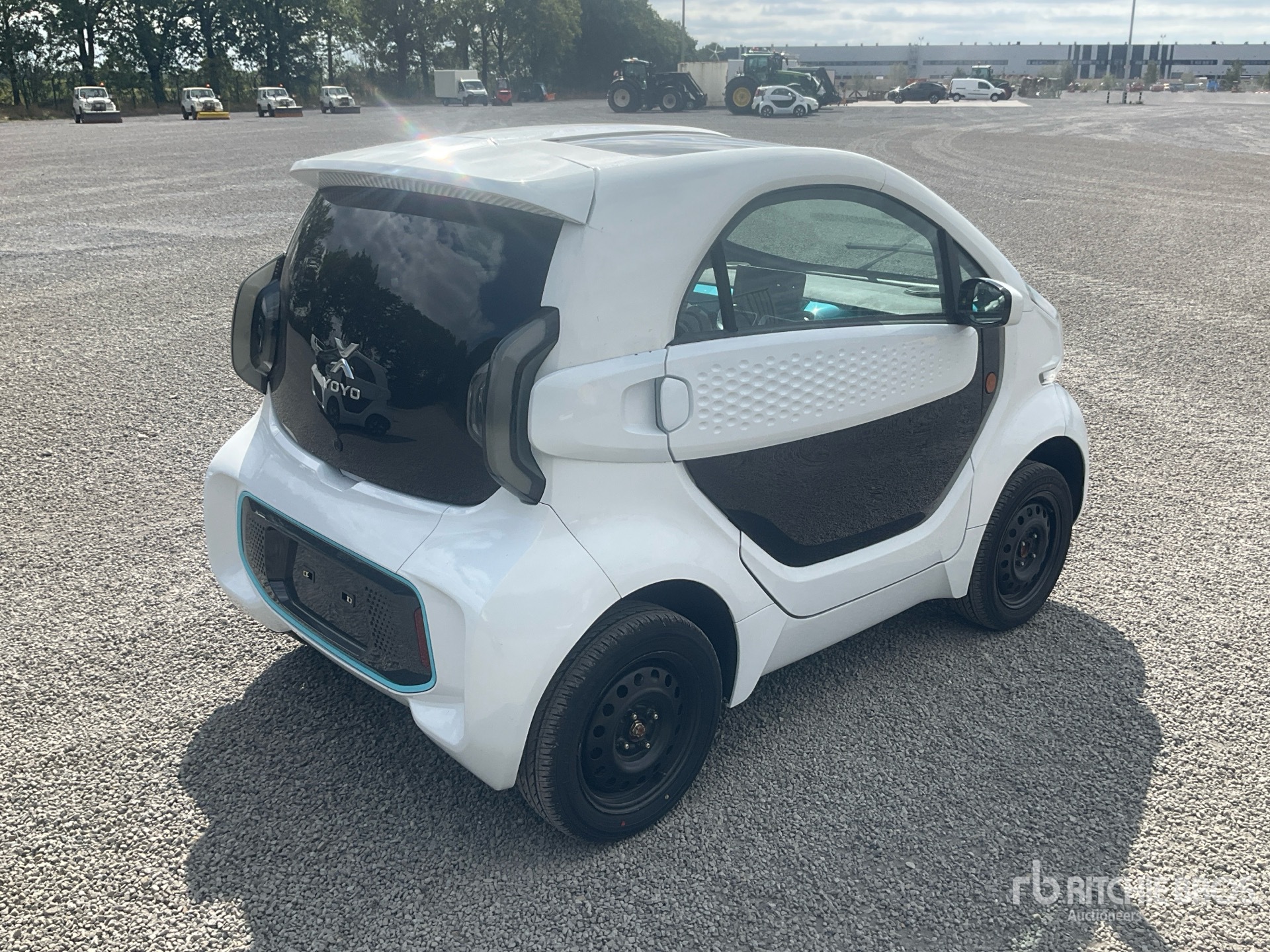 General Appearance with Picture, Right Rear Corner