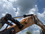 Hydraulics with Bucket Cylinder