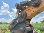 Chassis with Pins and Bushings Stick to Coupler