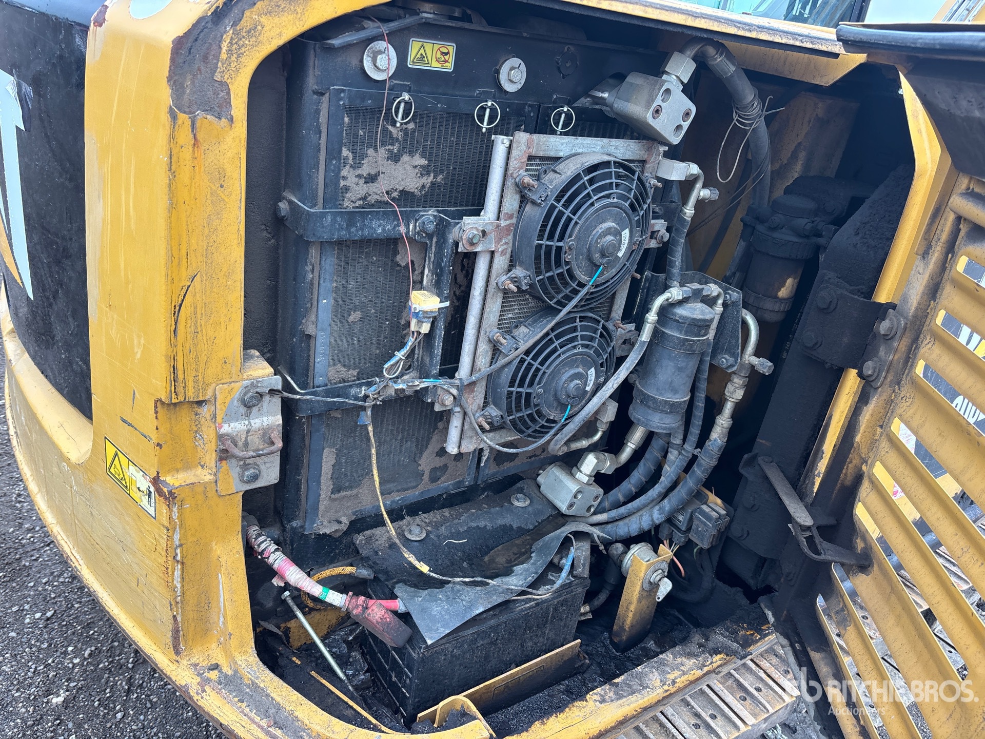 2017 Caterpillar 305.5E2