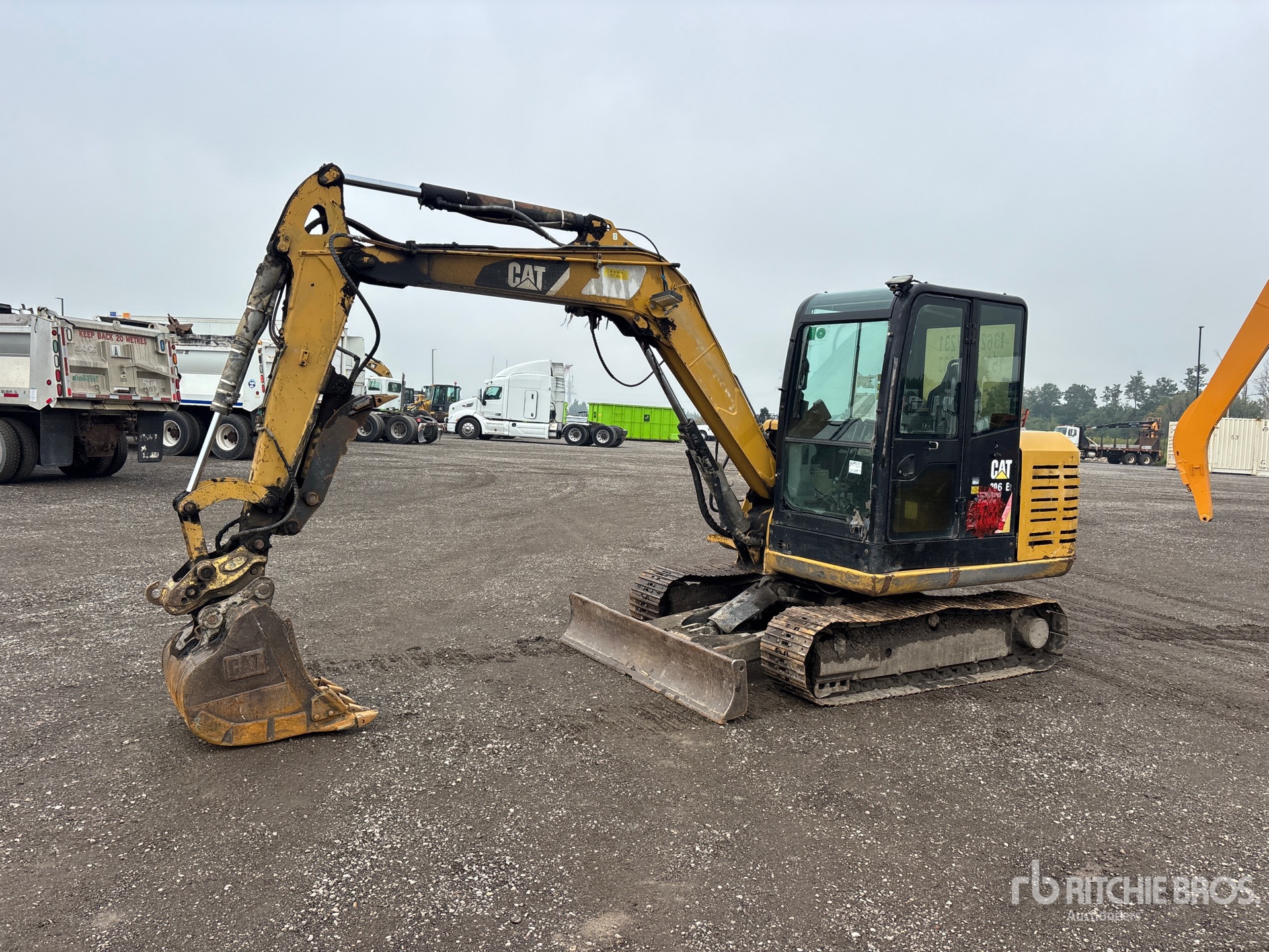 Photo of 2017 Caterpillar 305.5E2