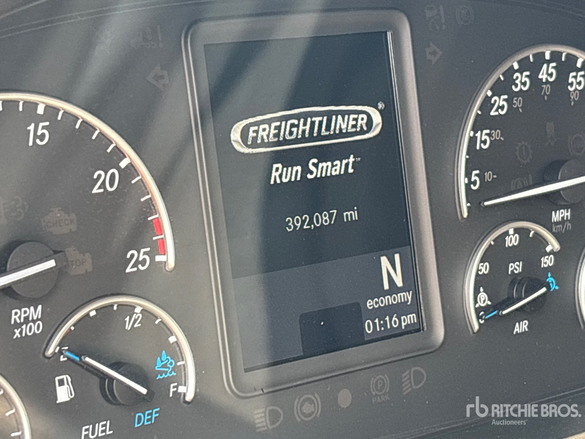 2019 Freightliner CASCADIA 126