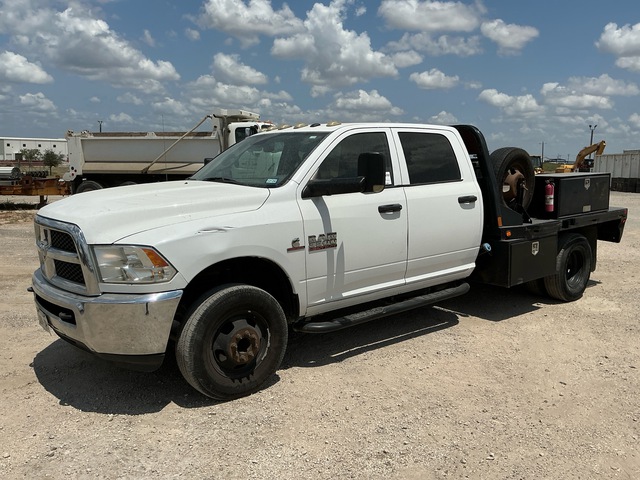 2016 Ram 3500 4x2 Crew Cab Flatbed Truck
