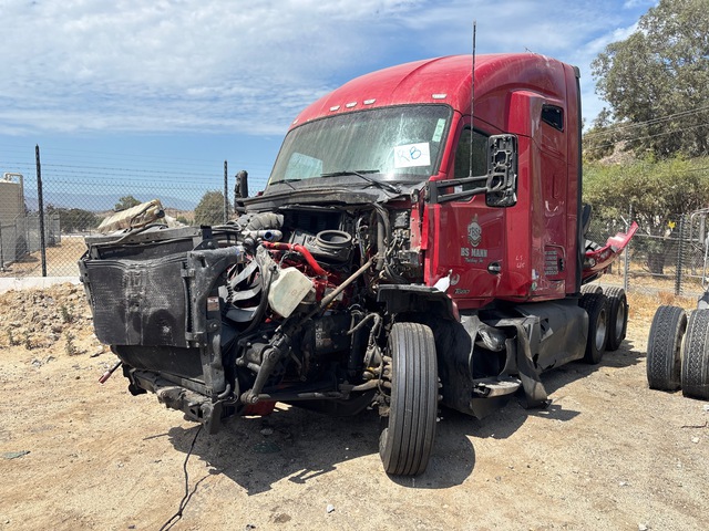 2020 Kenworth T680 6x4 T/A Sleeper Truck Tractor (Inoperable)