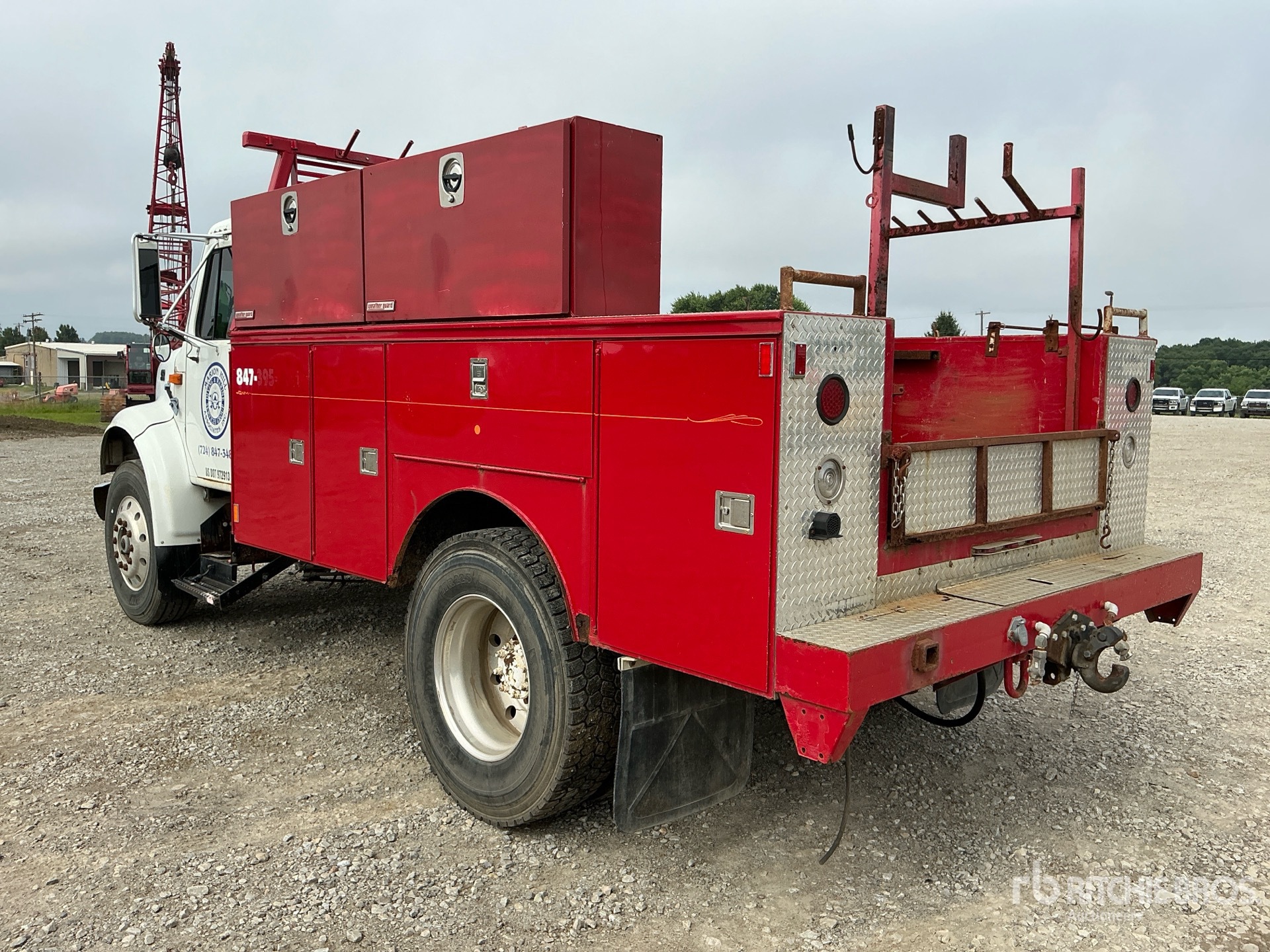 General Appearance with Picture, Left Rear Corner