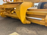Hydraulics with Blade Side Shift Cylinders