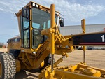 Hydraulics with Blade Lift Cylinders