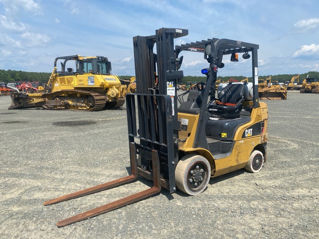 2020 Cat 2C5000 FL 4750 lb  Cushion Tire Forklift