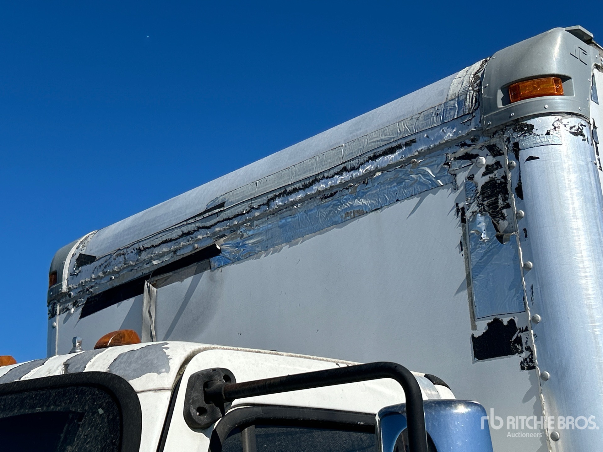 2014 Freightliner M2 106