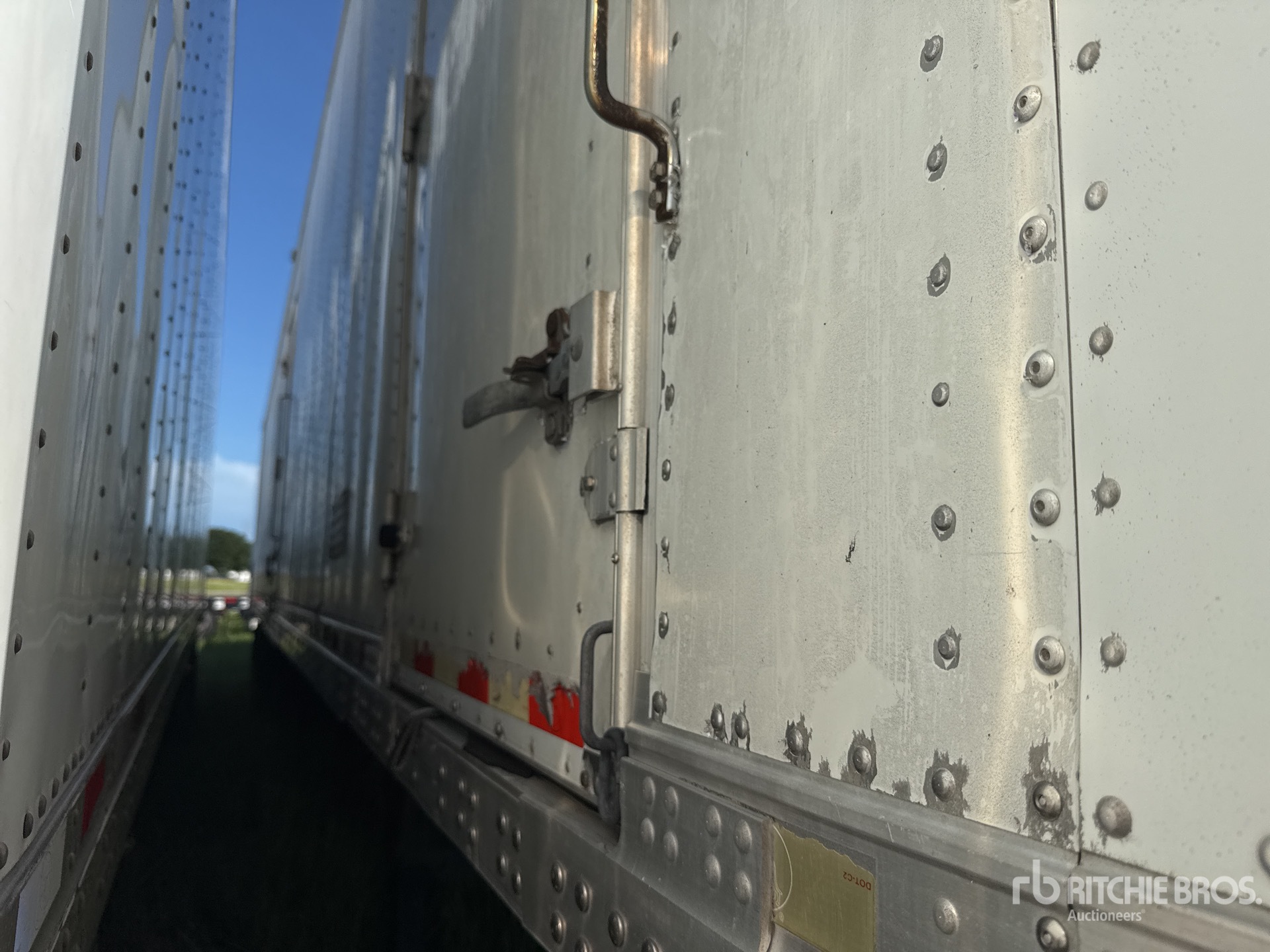 2017 Great Dane 48 FT X 102 IN T/A