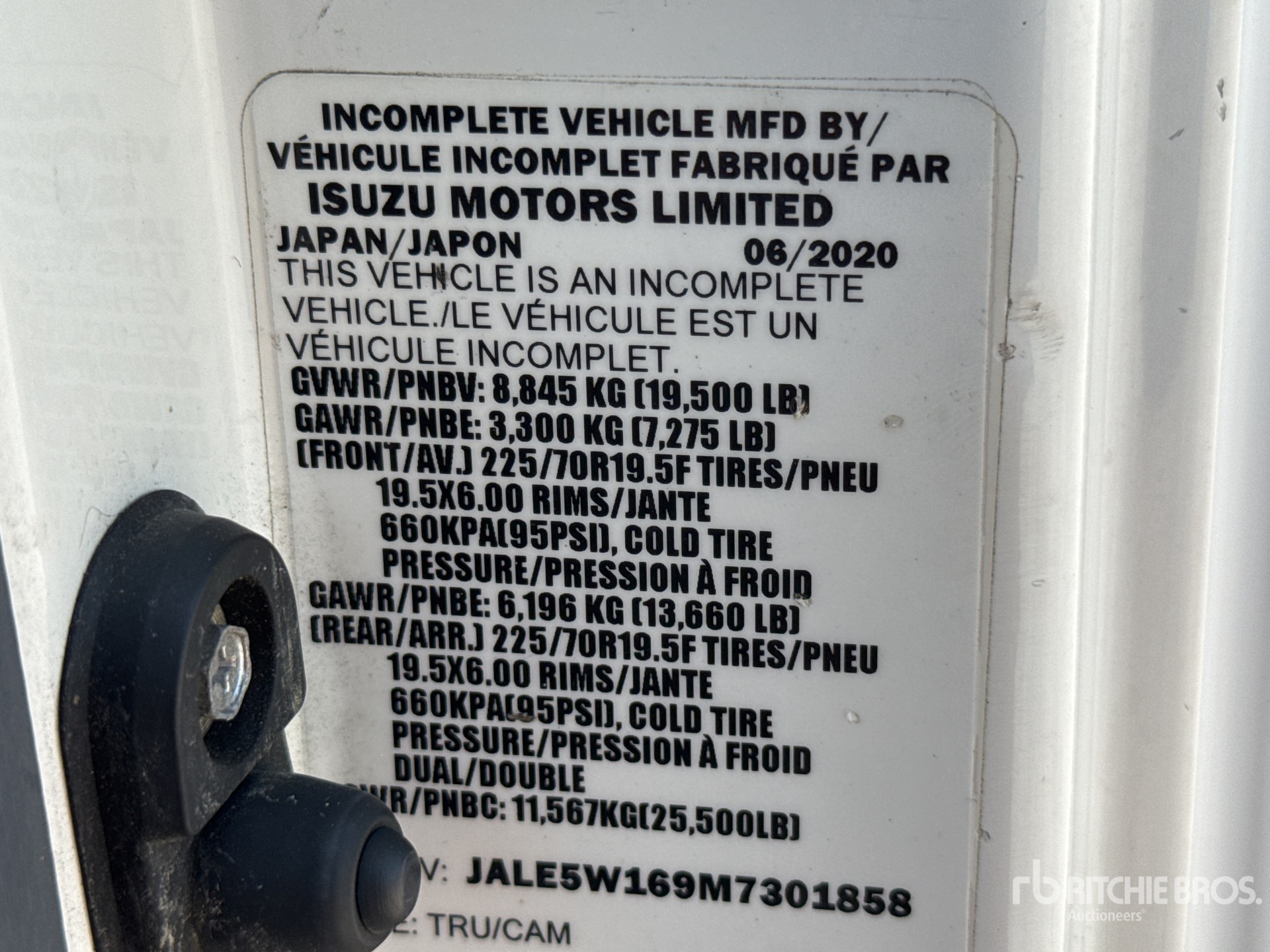 2021 Isuzu NRR