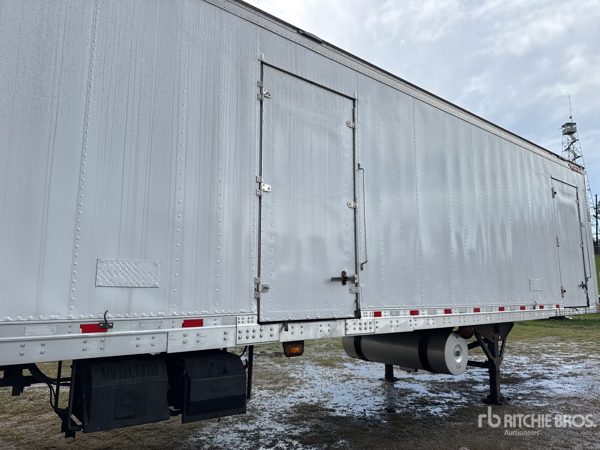 2017 Great Dane 48 FT X 102 IN T/A