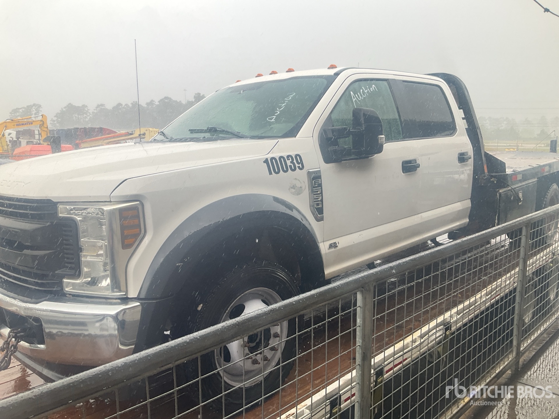 Photo of a 2019 Ford F-550