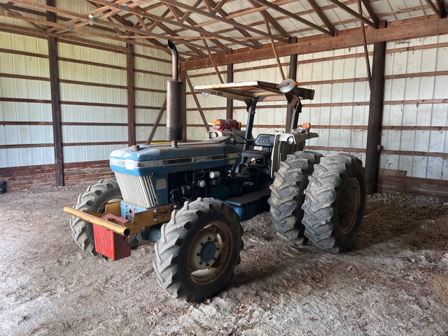 Ford 7610 4WD Tractor