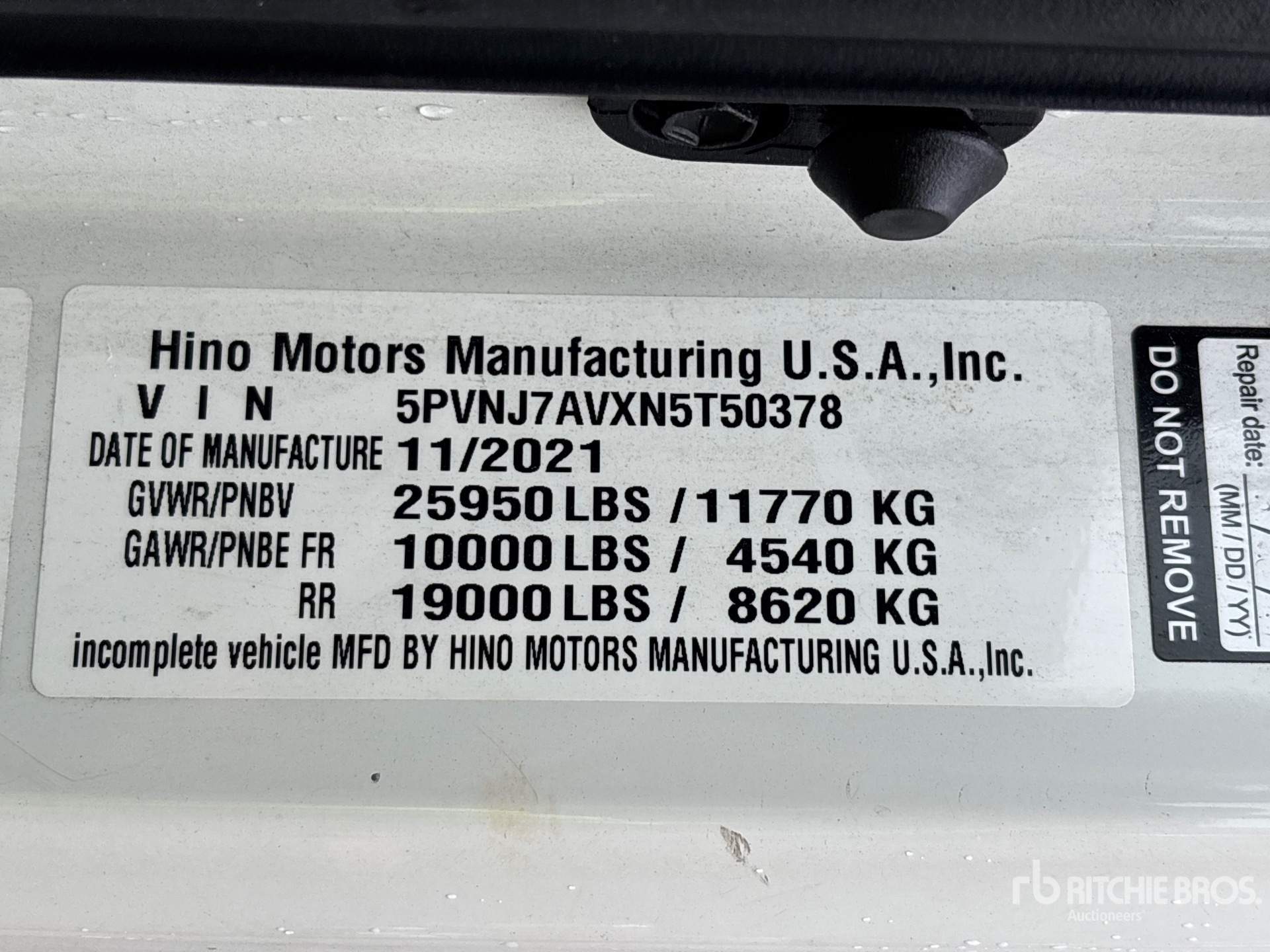 2022 Hino 268
