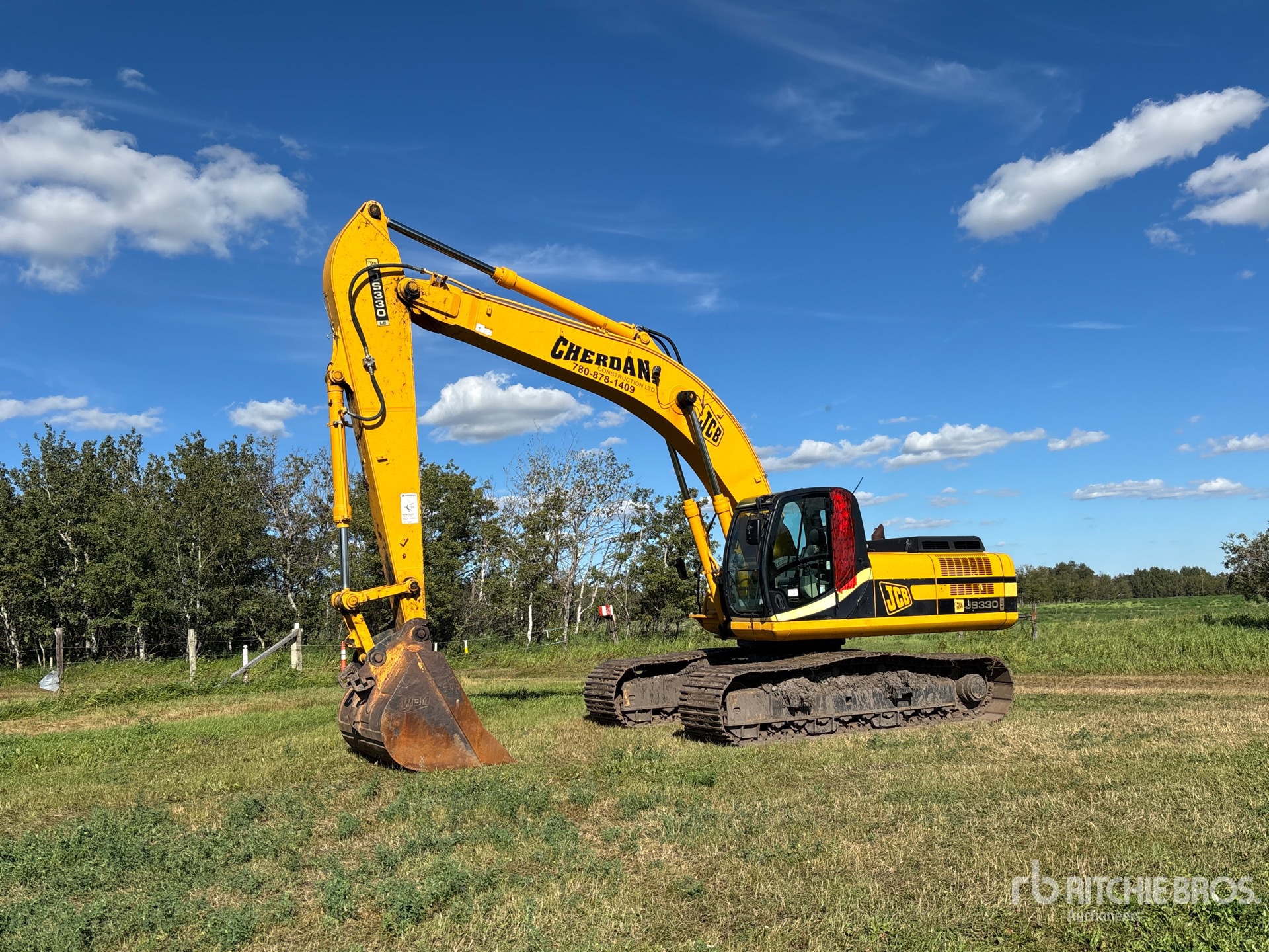 2006 JCB JS330