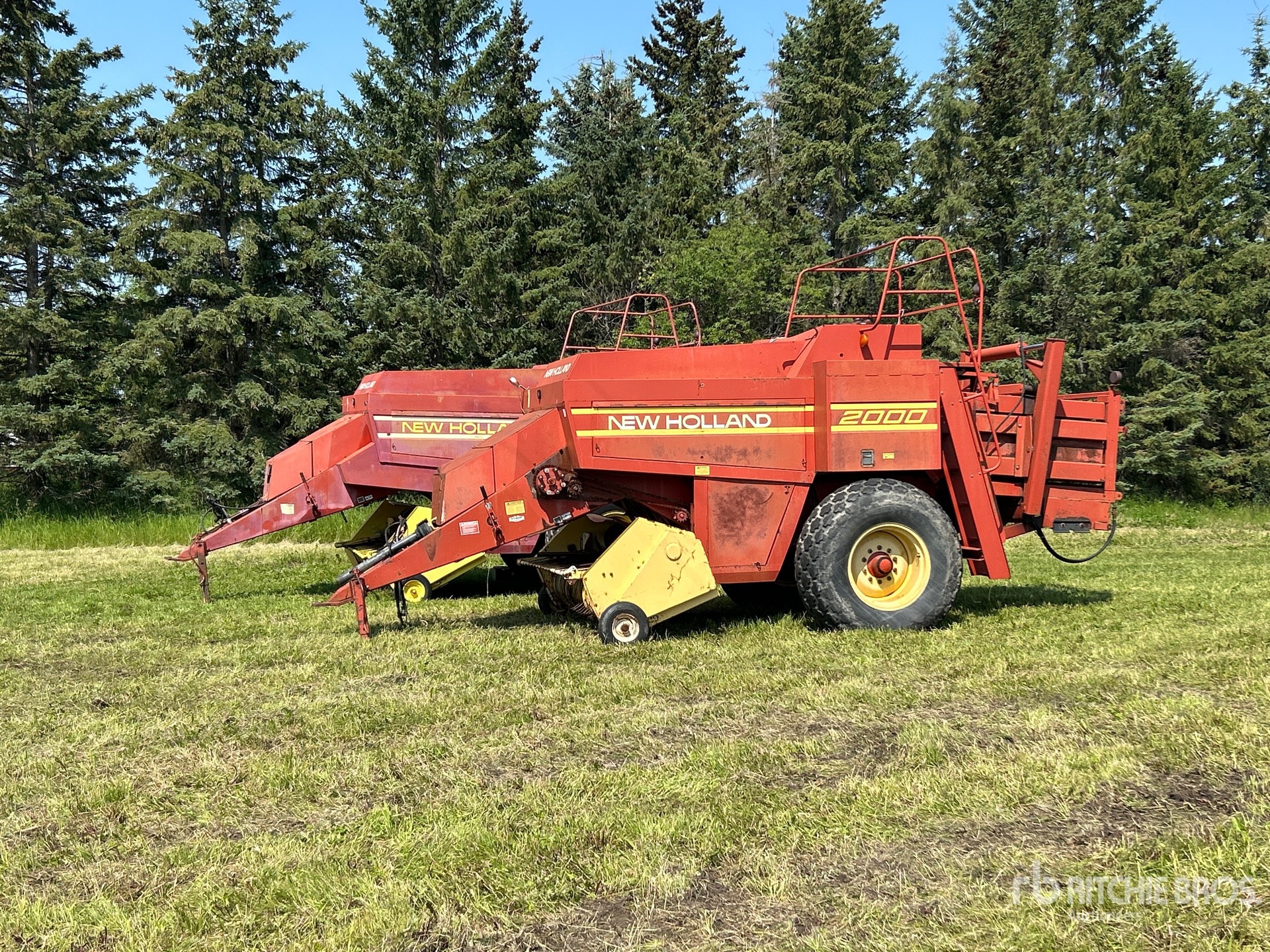 New Holland 2000