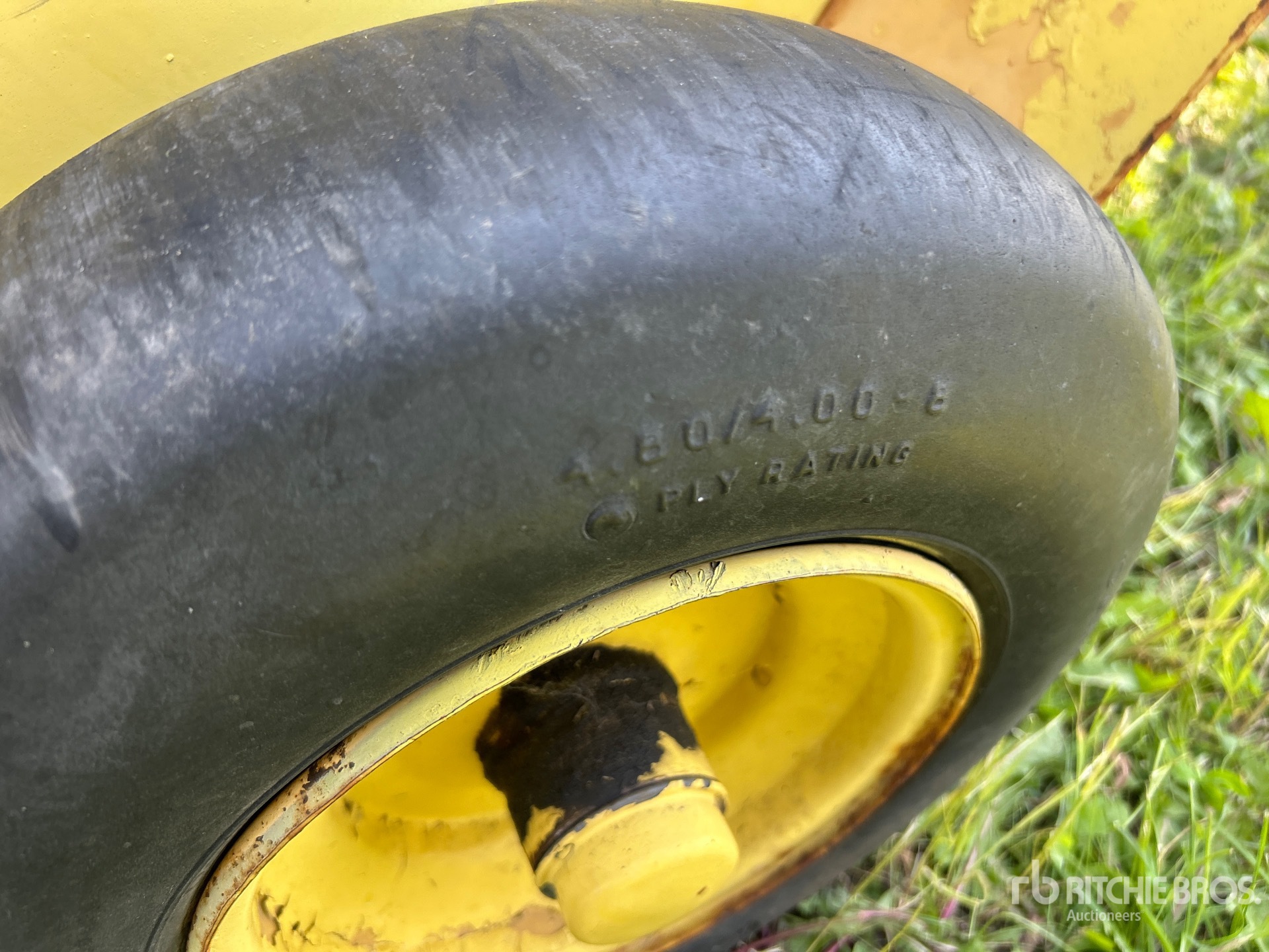1989 New Holland 2000