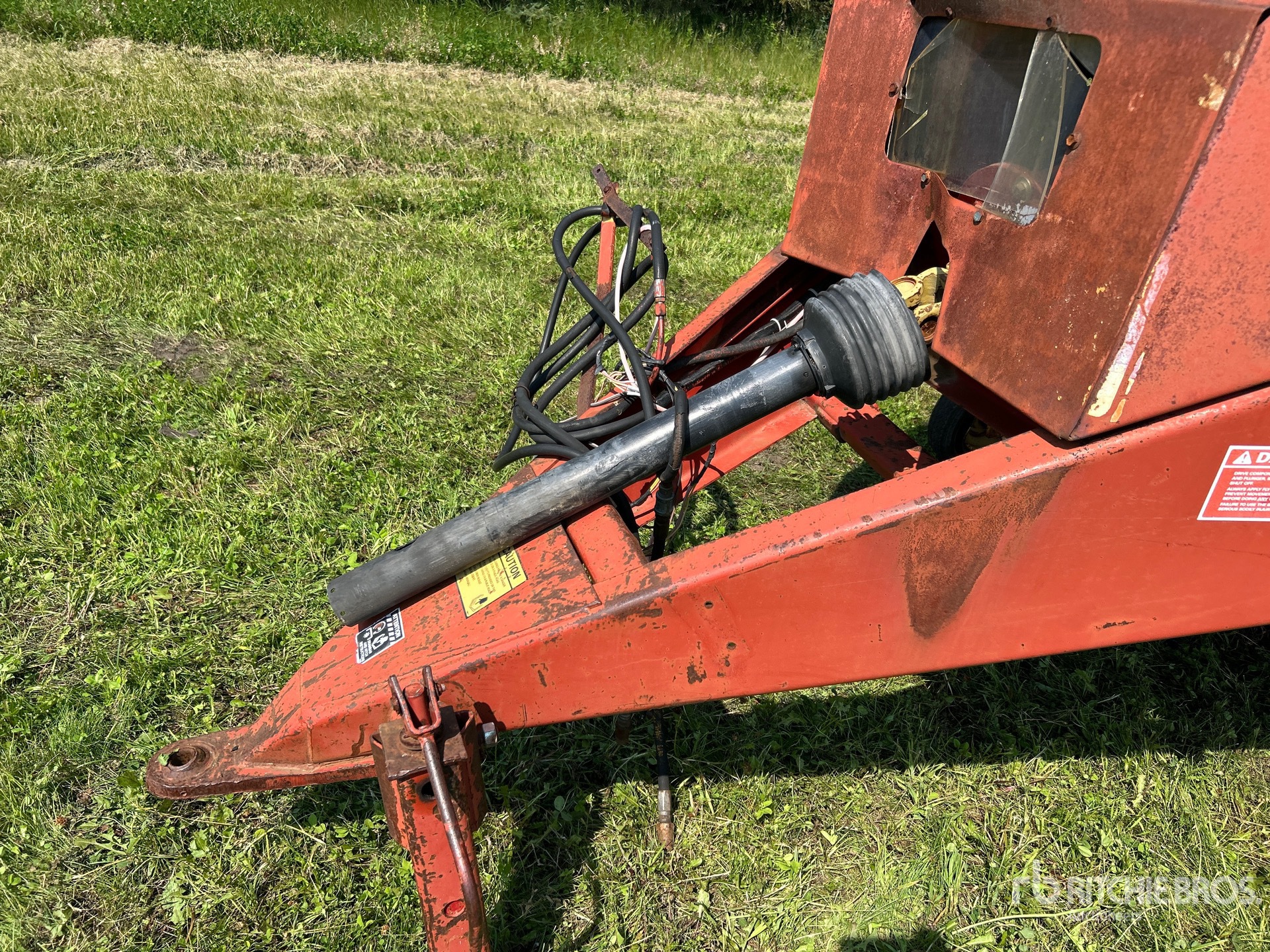 New Holland 2000