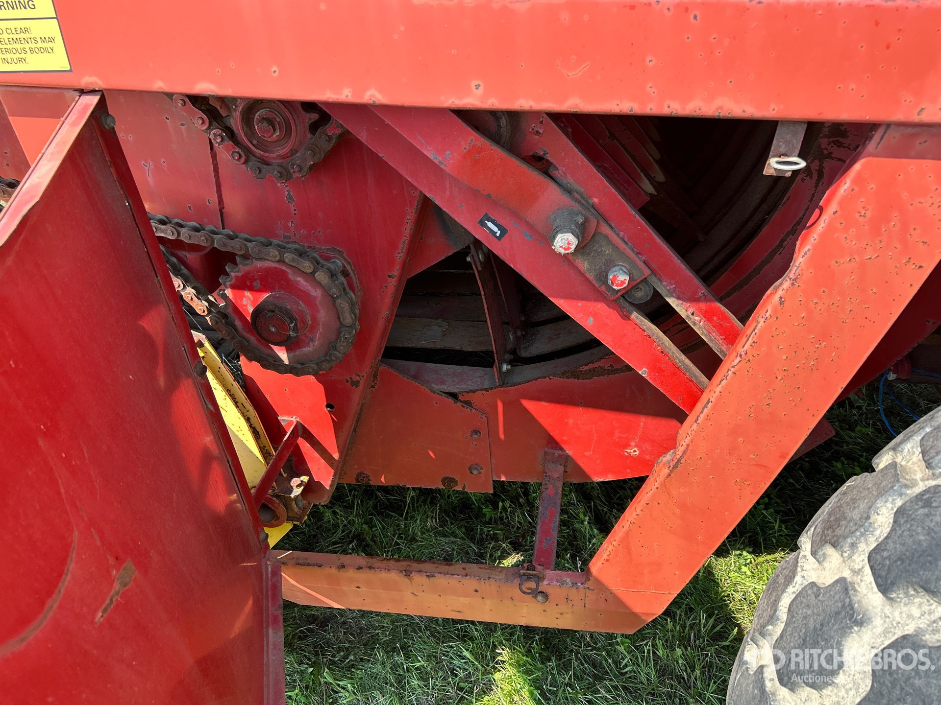 New Holland 2000