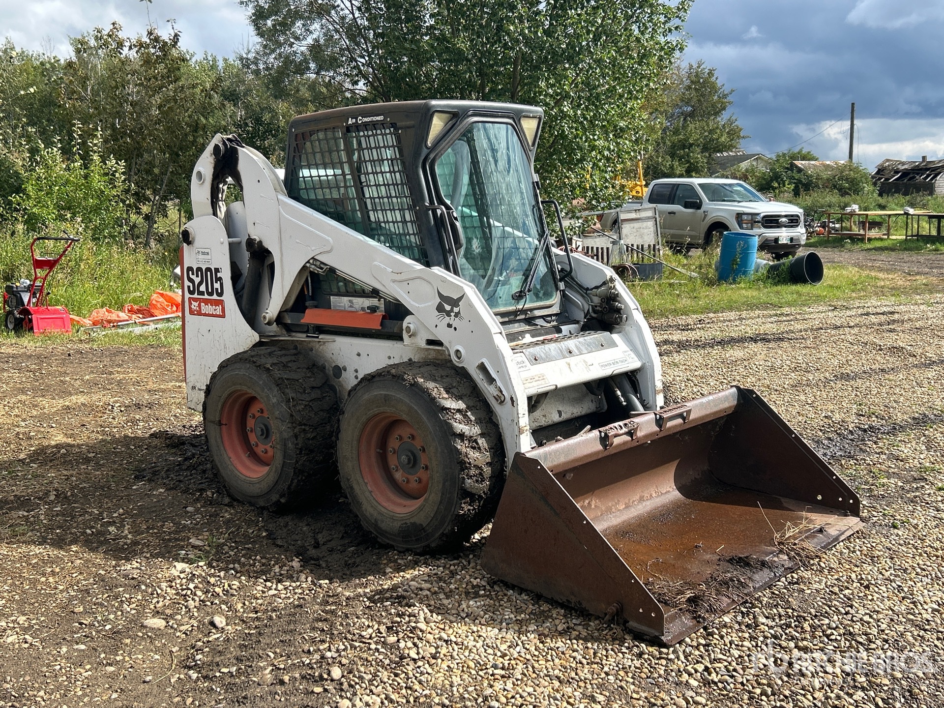 Bobcat S205