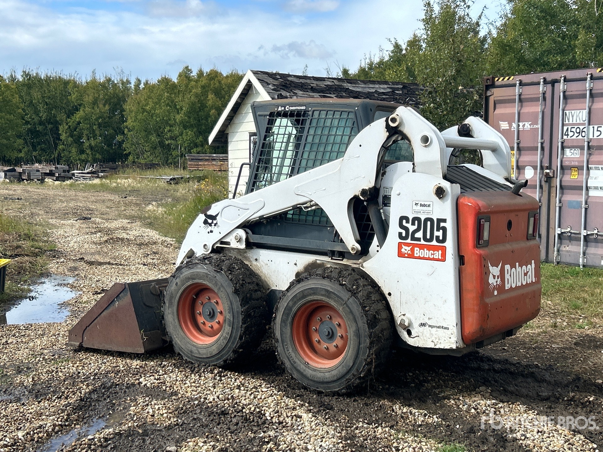 Bobcat S205