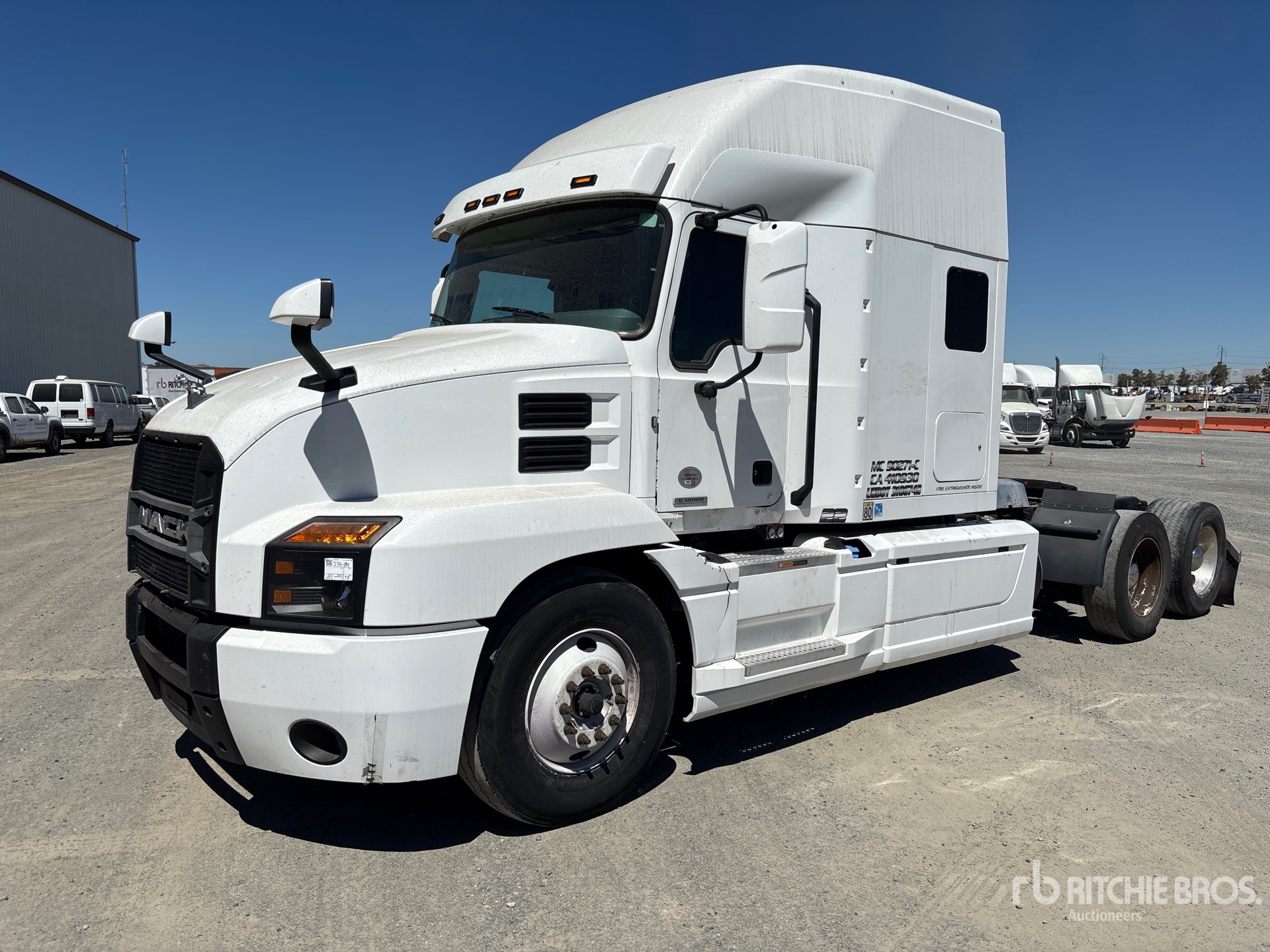 2023 Mack AN64T